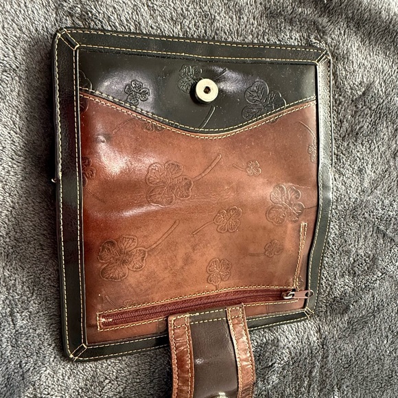 MC Mark Chantal Women’s Vintage Wallet - Picture 2 of 5